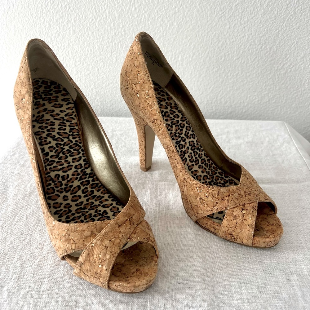 Nine West Jacero Natural Cork Peep Toe Pumps Size 7